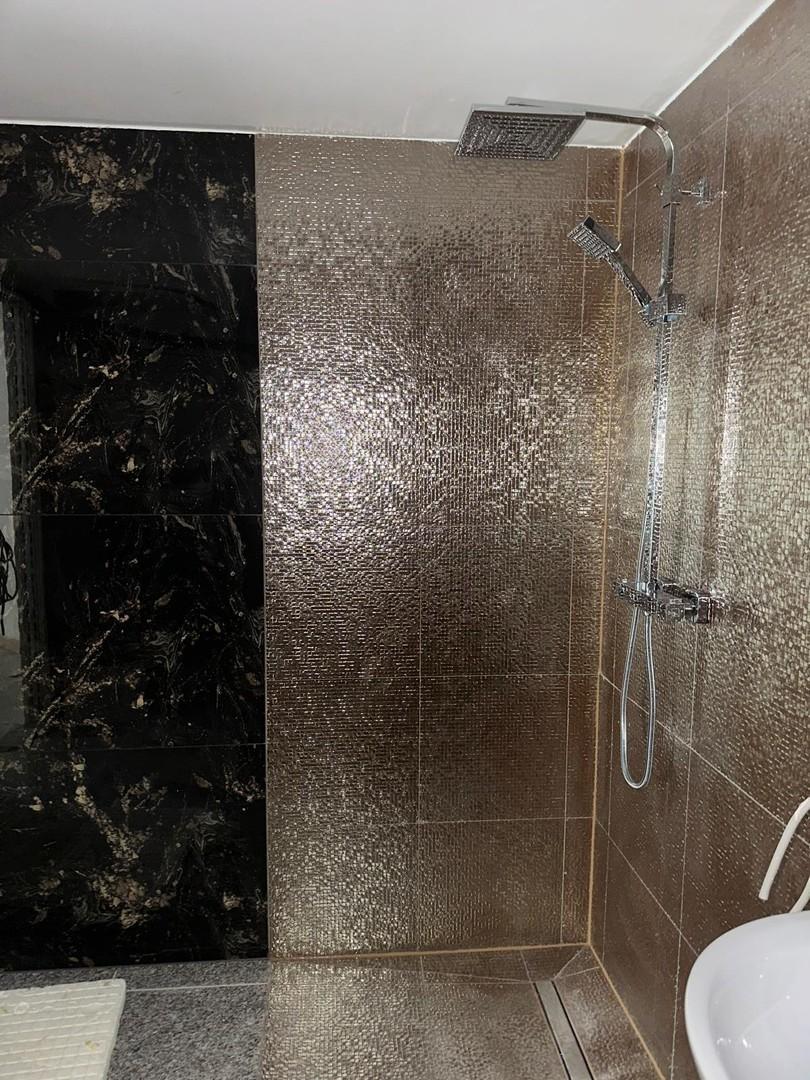 Bad 2 Dusche im Bau 