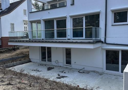 Gartenseite Terrasse & Balkon 