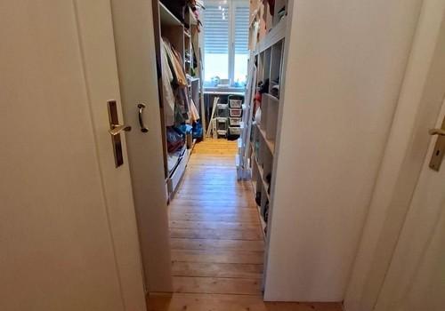 Begehbarer Kleiderschrank