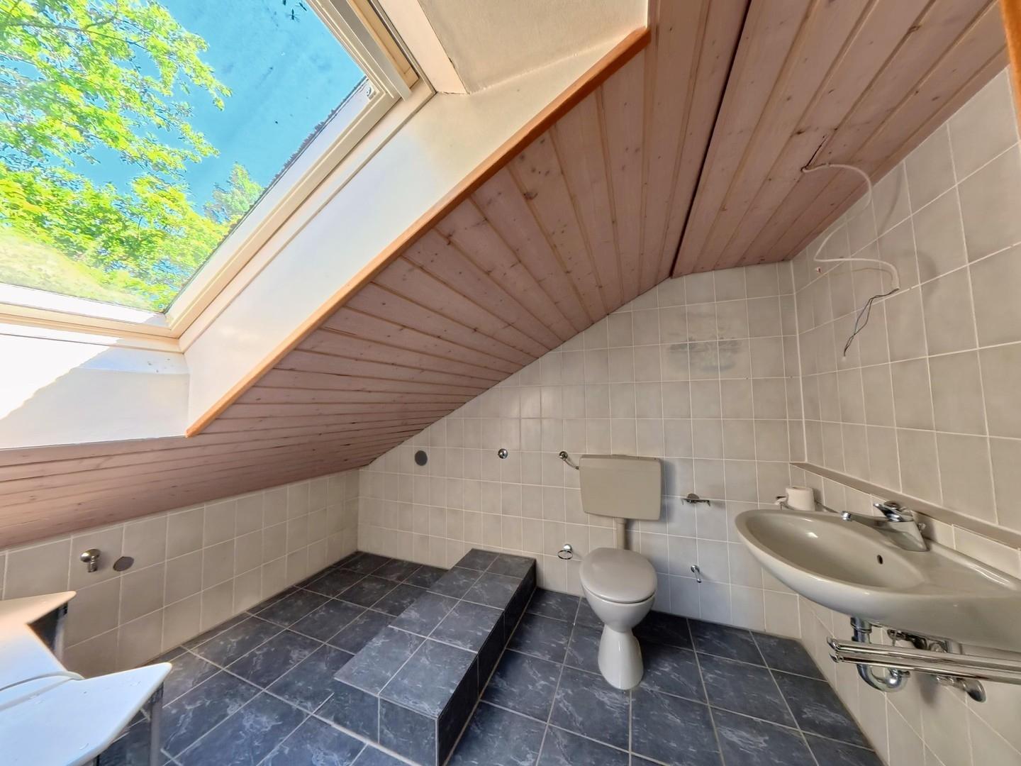 Badezimmer DG