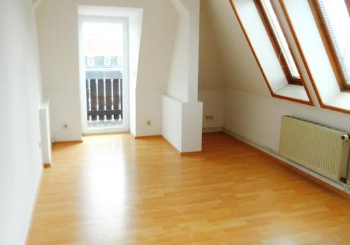 Zimmer zur Küche o. Möbel