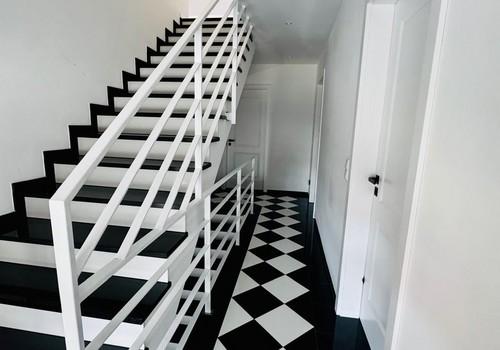Treppe zum DG