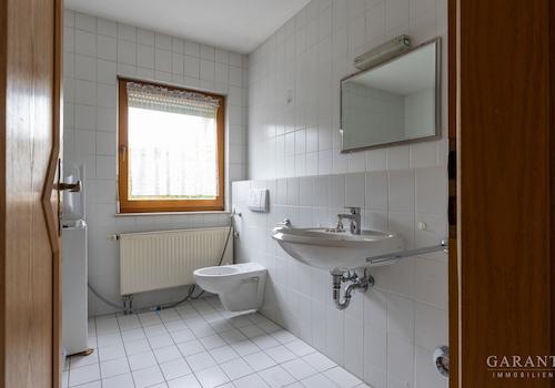 Badezimmer EG