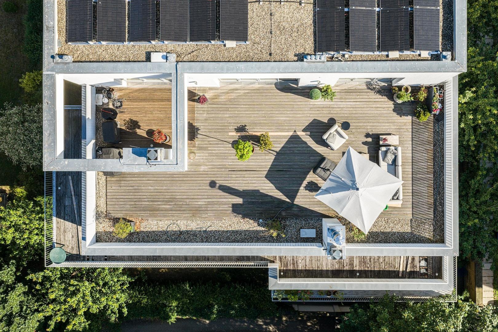 Vermietung Penthouse | Luftbild Terrasse