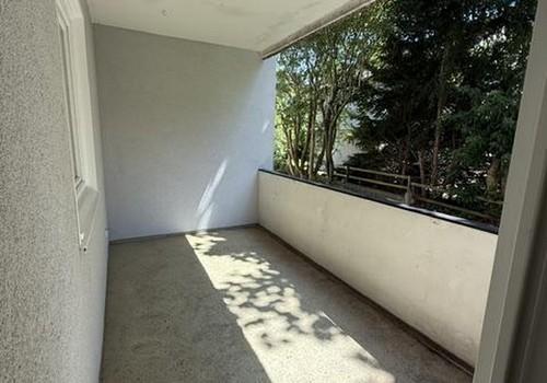 Überdachter Balkon