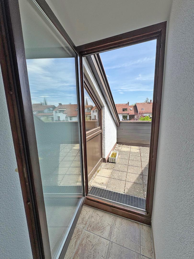 zur Ost Terrasse