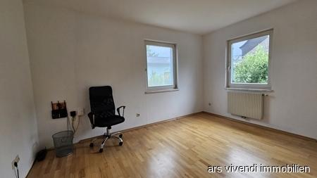 Arbeitszimmer im EG