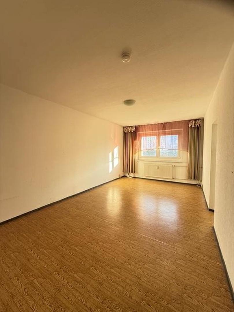 Wohnzimmer ohne Möbel