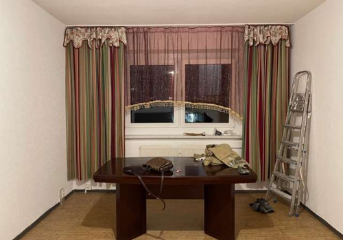 Wohnzimmer, aber ohne Möbel