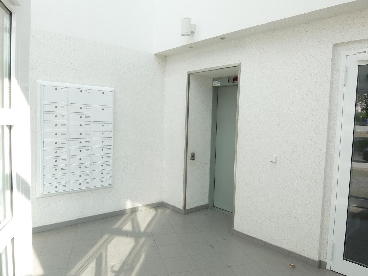 Erdgeschoss Aufzugseingangsbereich