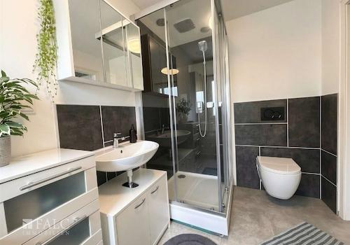 Badezimmer EG