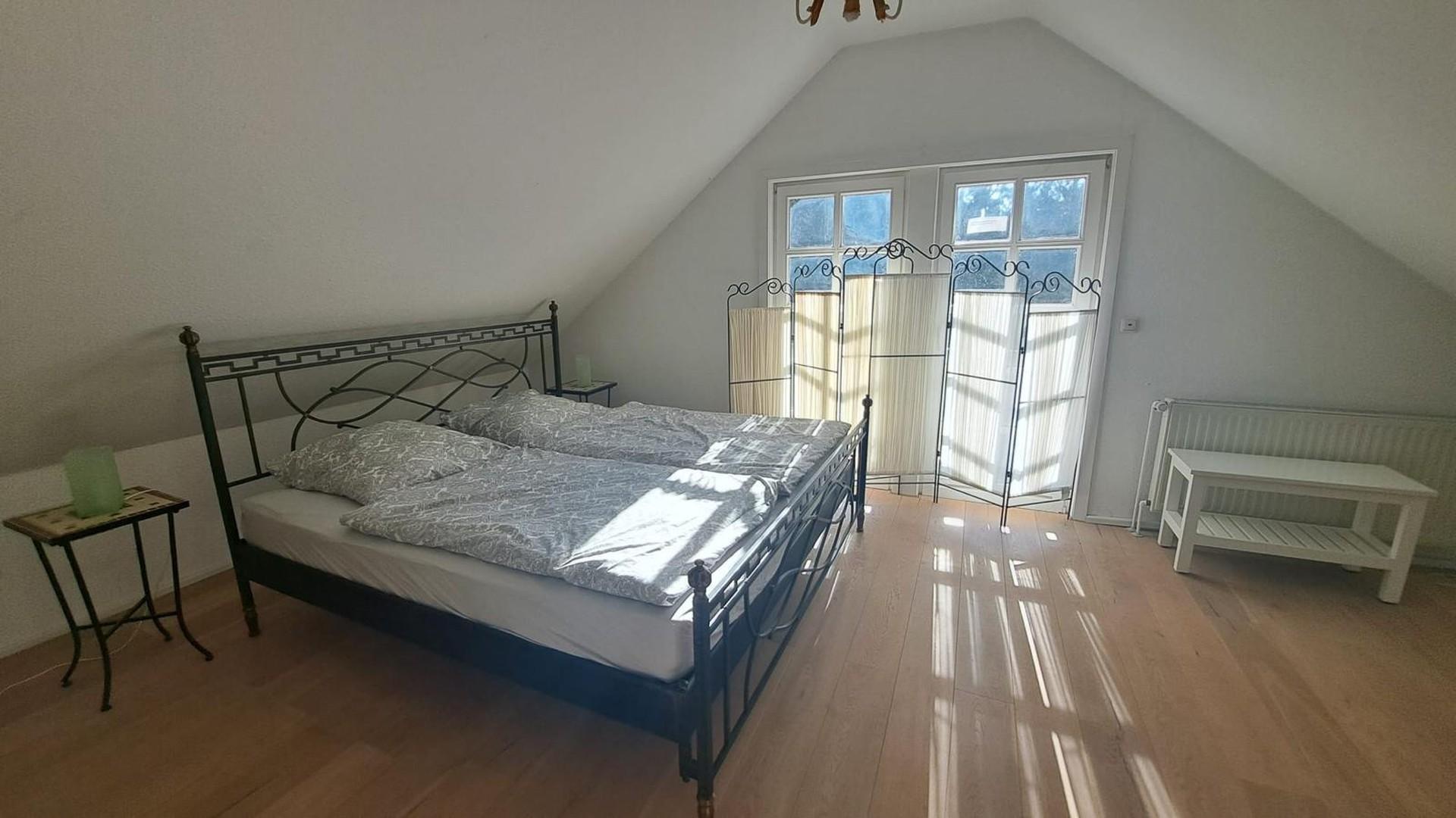 Schlafzimmer 2 OG
