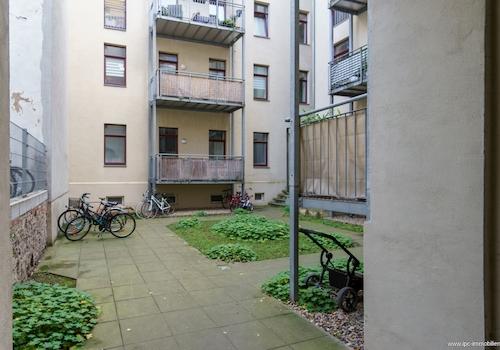 Hinterhaus