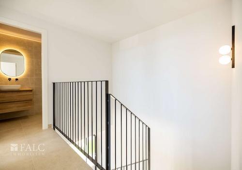 Flur / Treppe zum 1. OG