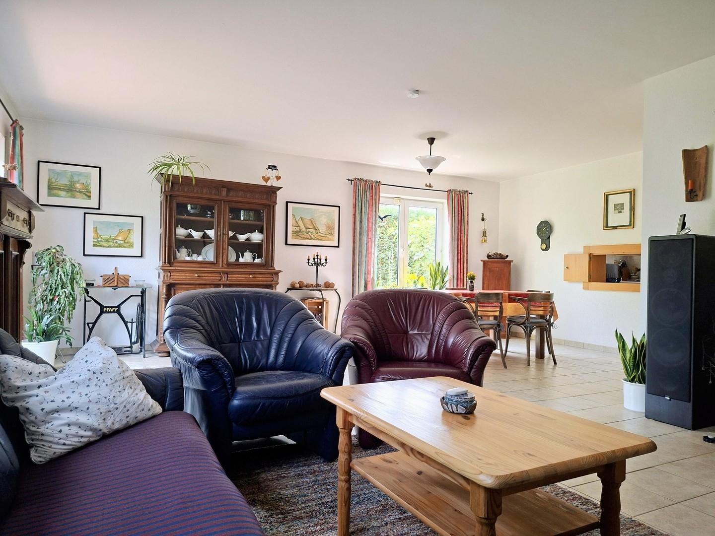 Wohnzimmer im EG