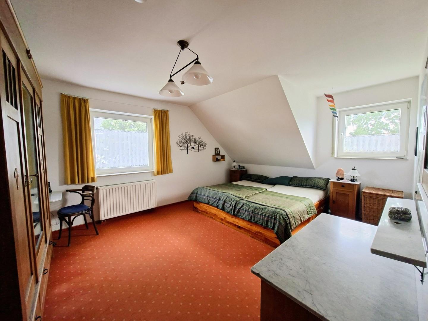 Zimmer 2 im OG