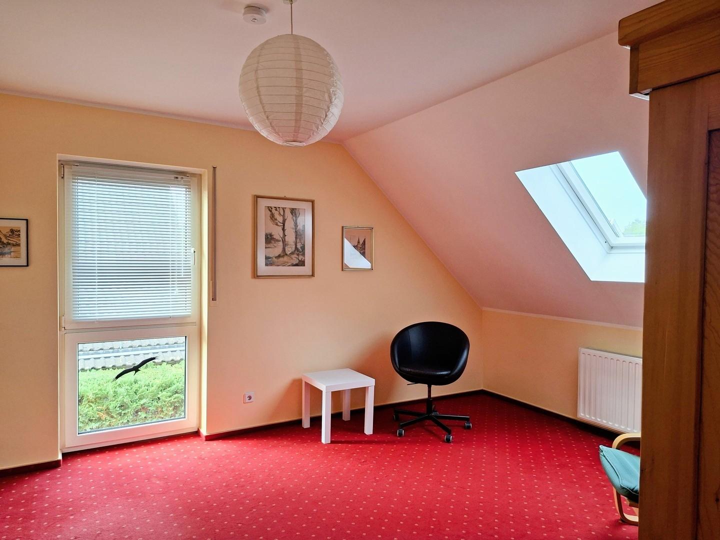 Zimmer 4 im OG