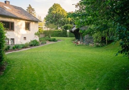 Haus und Garten Südseite