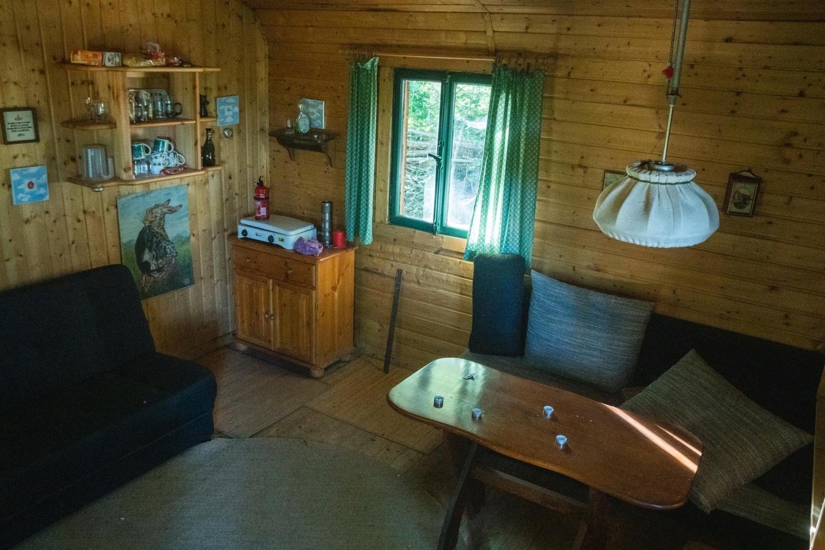Hütte Innen
