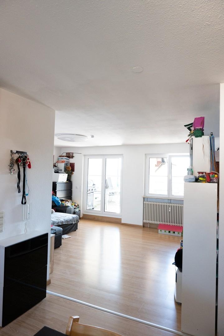 Blick ins Wohnzimmer