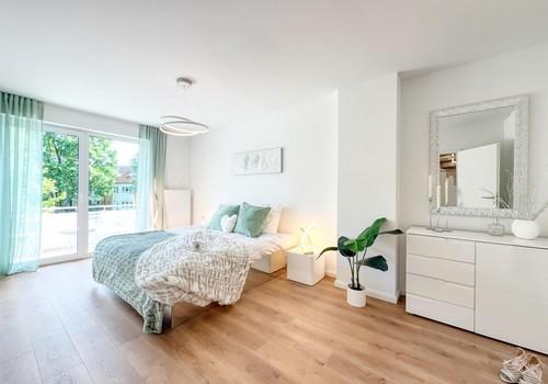 Schlafzimmer mit Loggia