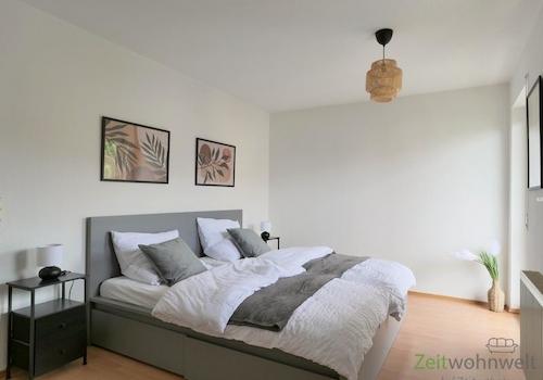Blick ins Schlafzimmer