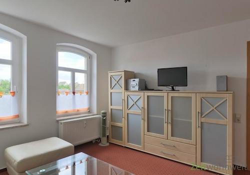 Schrankwand, Radio und TV