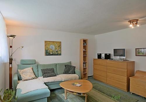 Blick ins Wohnzimmer
