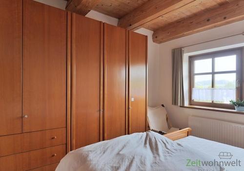 XXL-Kleiderschrank