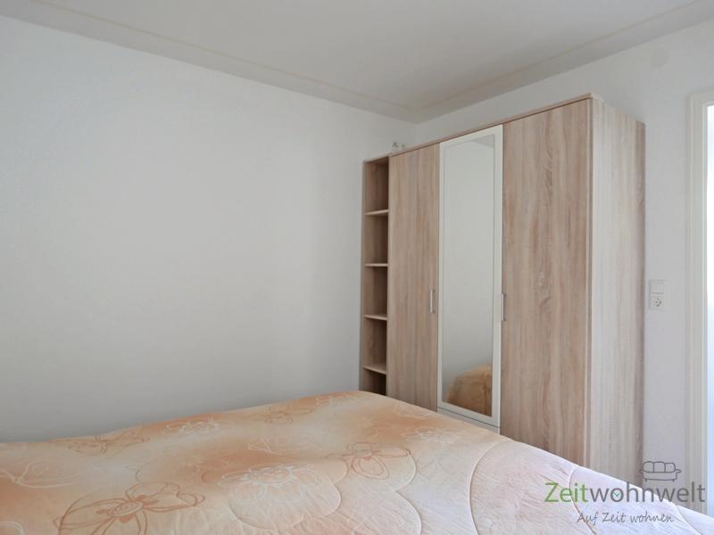 Kleiderschrank