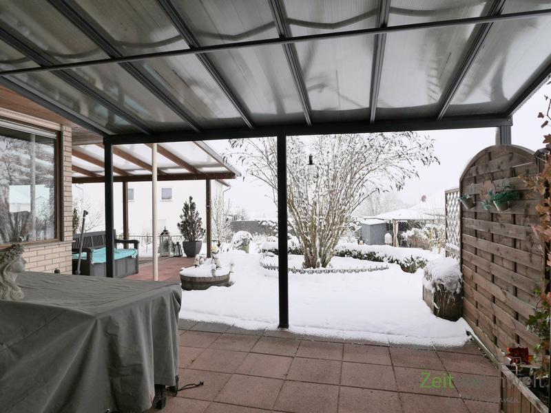 eigene Terrasse im Winter