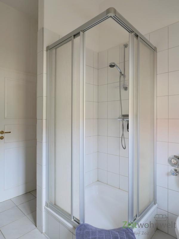 Blick zur Dusche