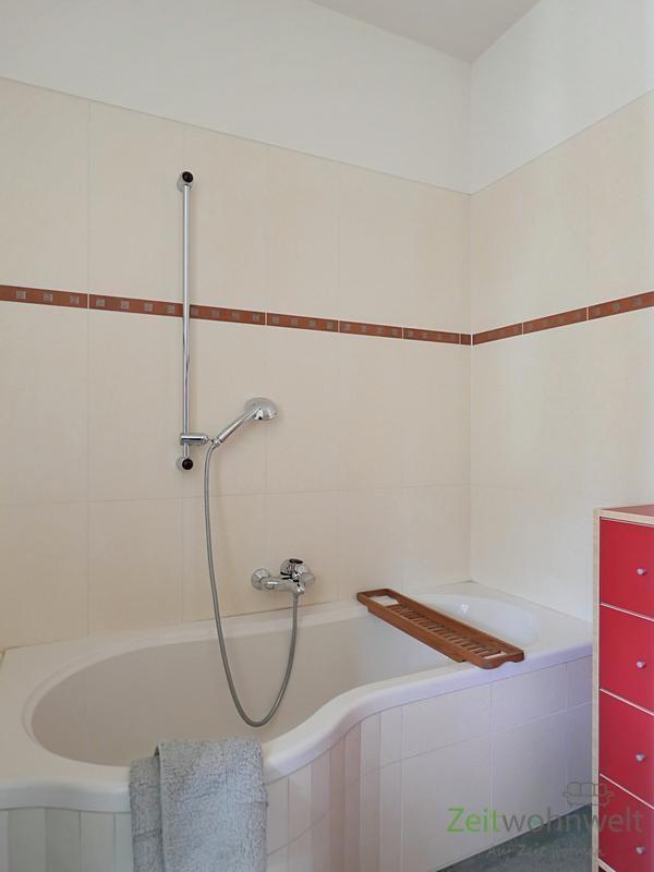 Wanne im großen Bad