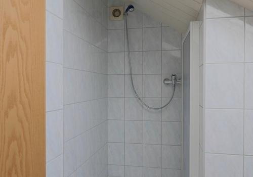 Dusche im Bad