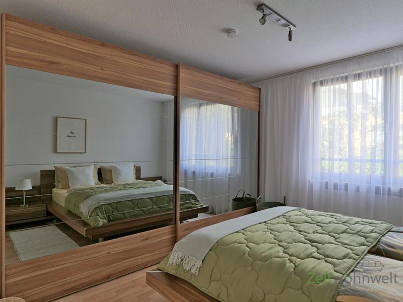 verspiegelter Schlafzimmerschrank