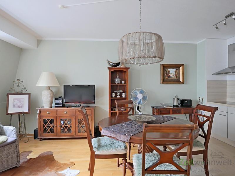 Blick ins Wohnzimmer
