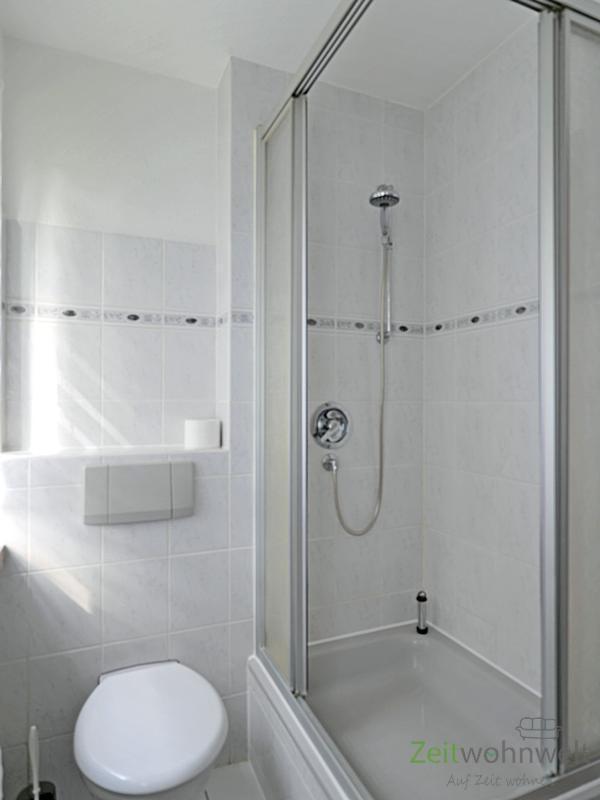 Dusche und WC