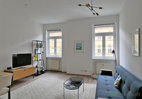 Blick ins Wohnzimmer