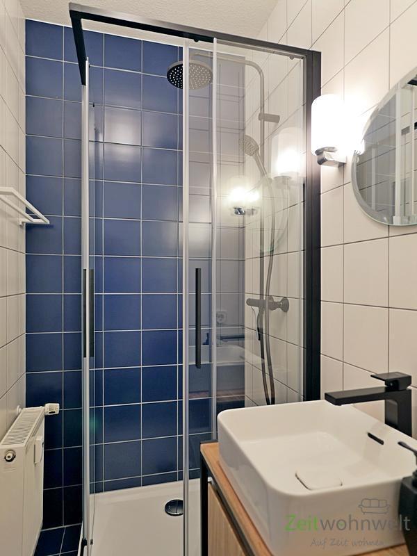 Dusche im Bad