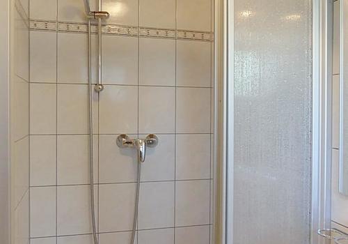 Dusche im Bad