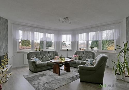 Sofagruppe im Runderker