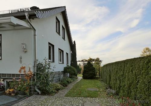 PKW-Stellplatz am Haus