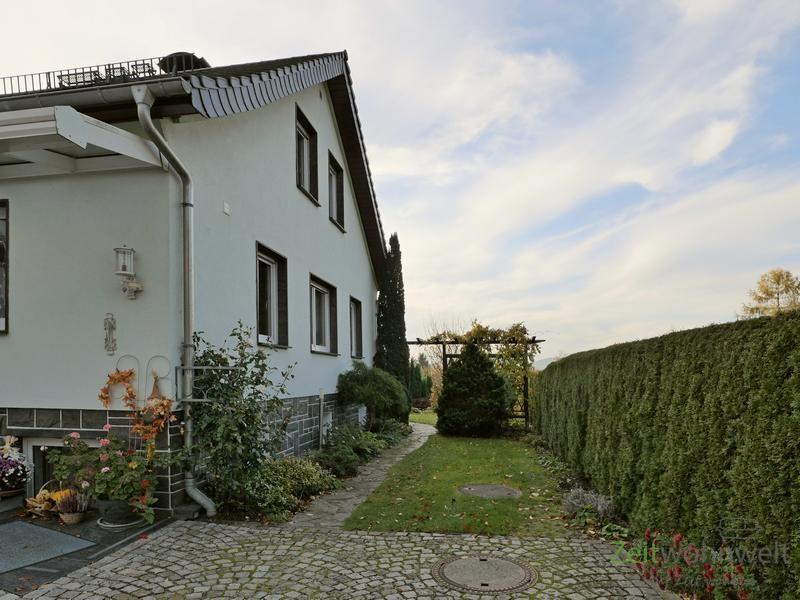 PKW-Stellplatz am Haus