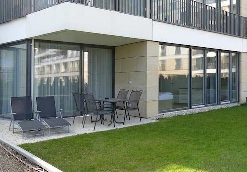 überdachte Terrasse