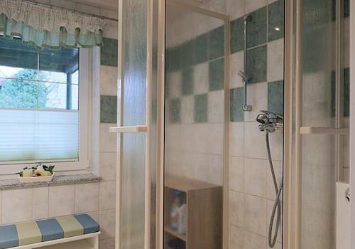 große Dusche