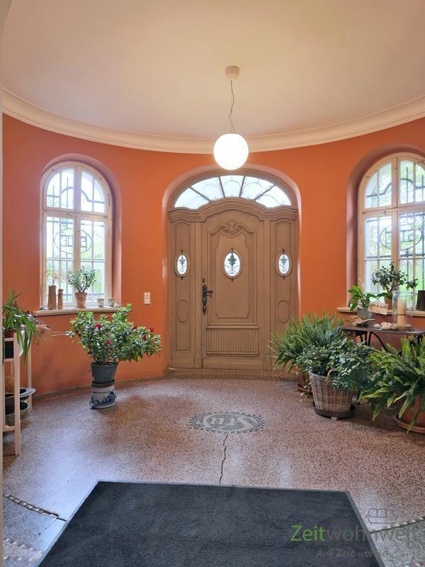Blick ins Foyer