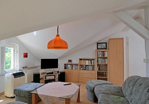 Wohnbereich mit Klima und TV