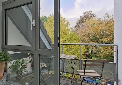 eigener Balkon am Haus