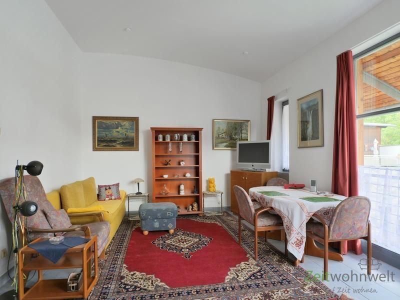Blick ins Wohnzimmer