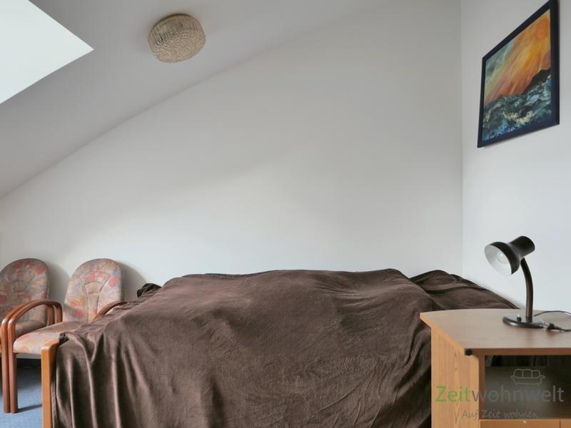 rechtes Bett